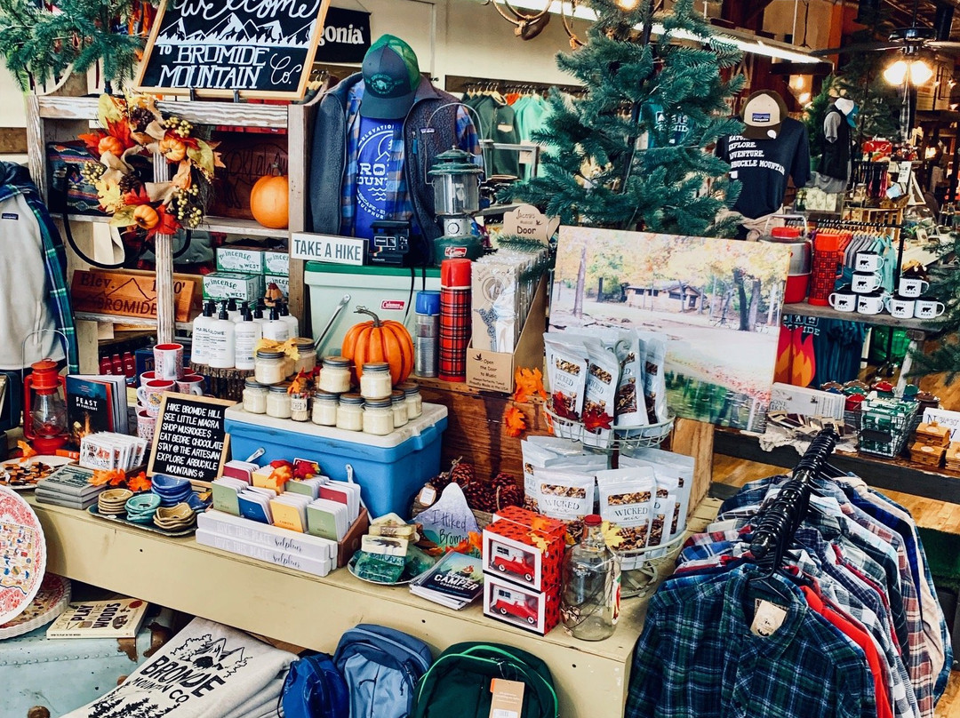 Bromide Mountain Co.-Sulphur必去景点