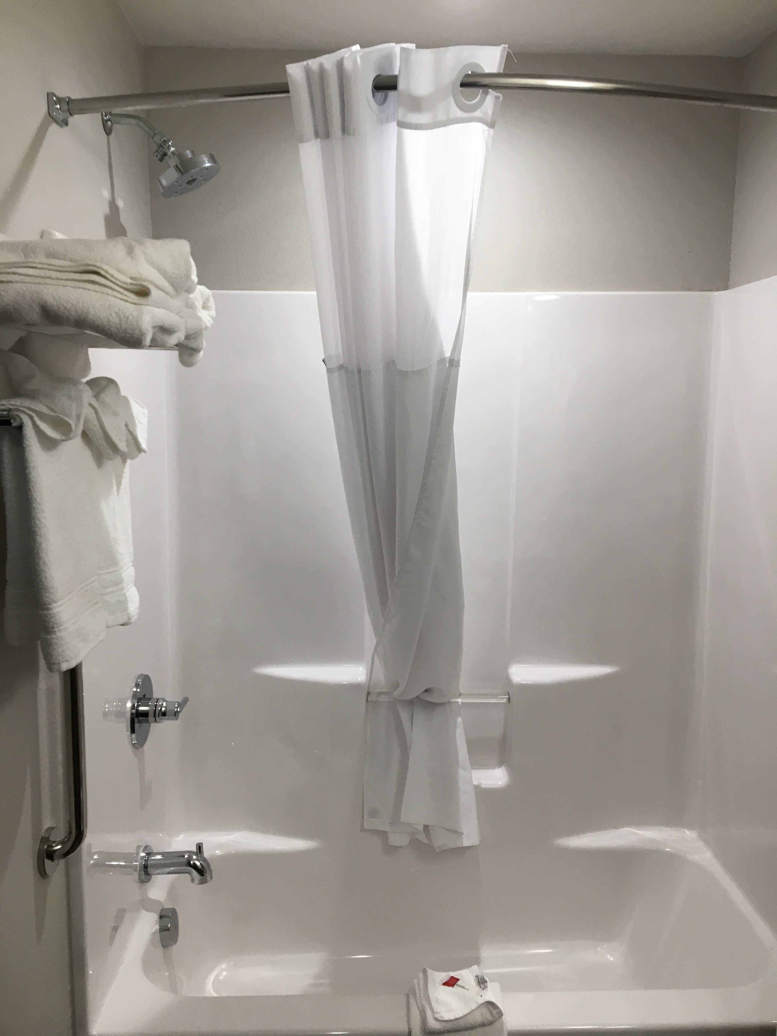 Microtel Inn and Suites by Wyndham Lubbock-浴室