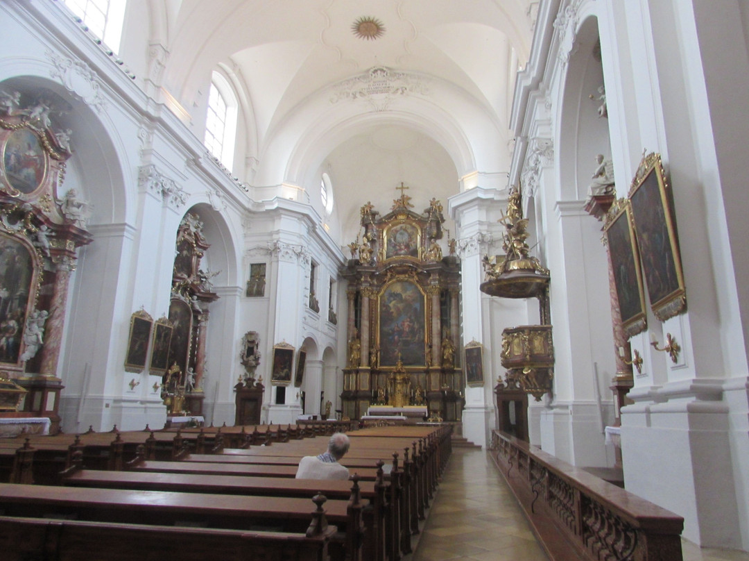 Karmelitenkirche-林兹必去景点