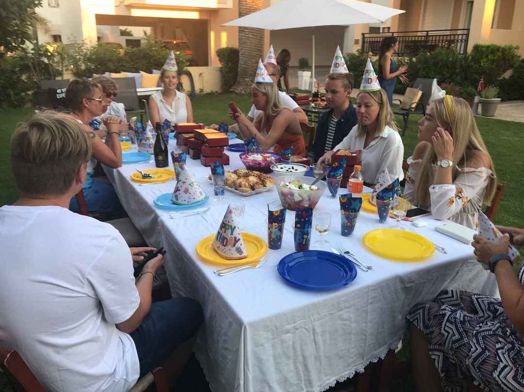 Gianthea Studios and Apt主图