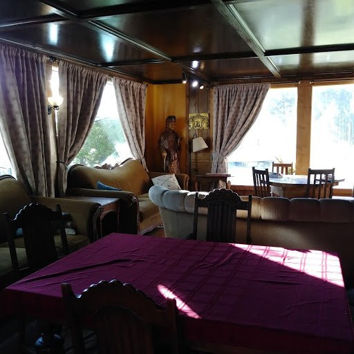 Sierra Hot Springs-Sierraville必去景点