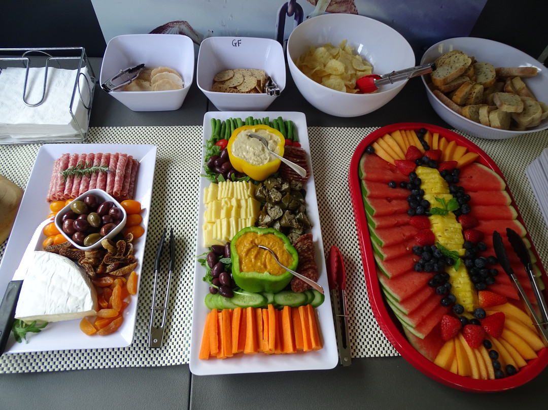 Byron Bay Eco Cruises & Kayaks景点图片