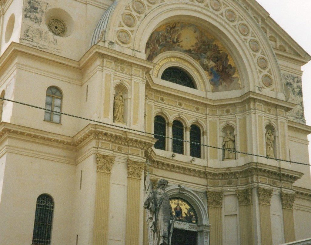 Basilica del Sacro Cuore di Gesù-Bussana必去景点
