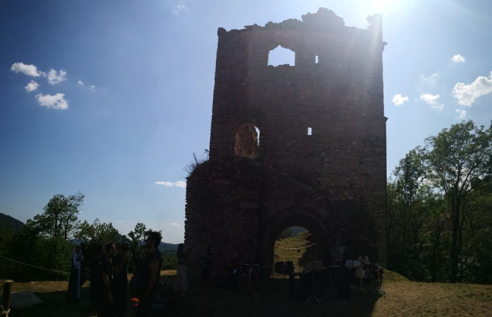 Castello Di Cuasso-Cuasso al Monte必去景点