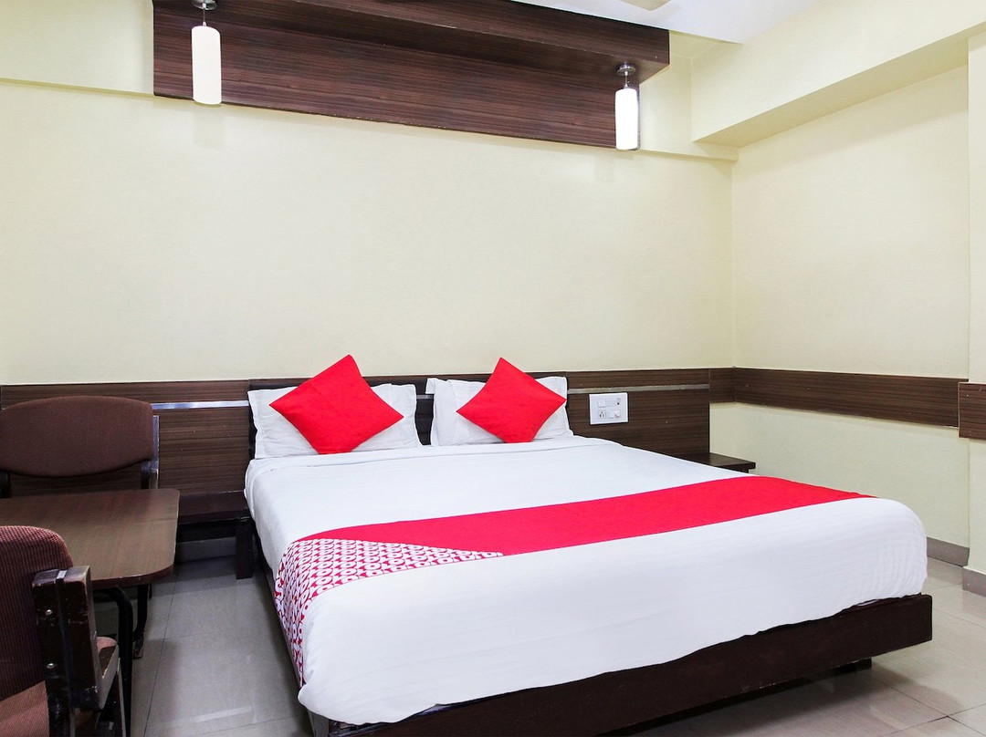 Hotel Megharaj主图