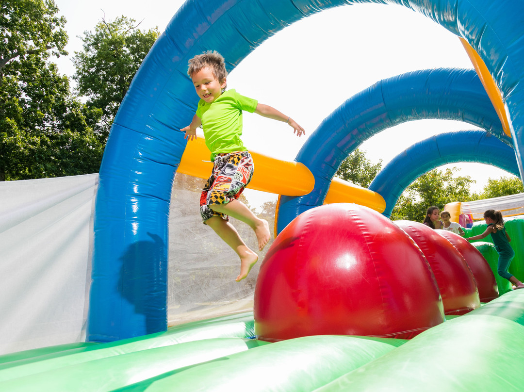 Parcofolies-拉博尔埃斯库布拉克必去景点