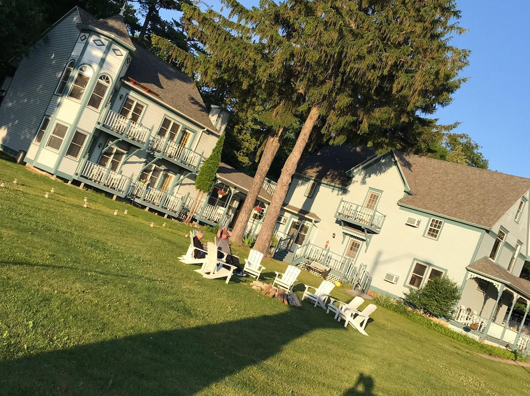 The Harbor Light Inn主图