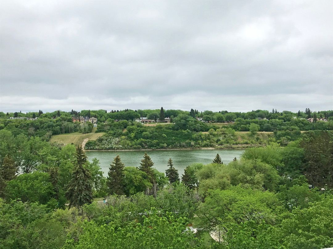 詹姆斯酒店主图