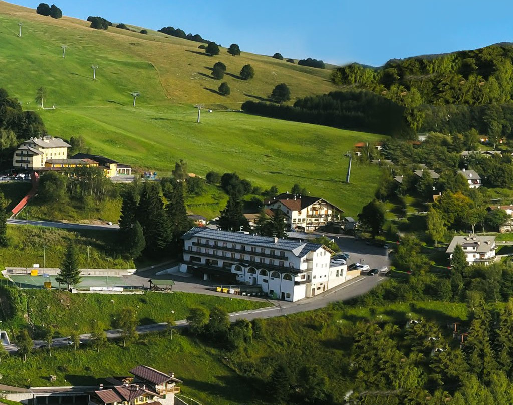 Ciccio Family Hotel Polsa di Brentonico主图