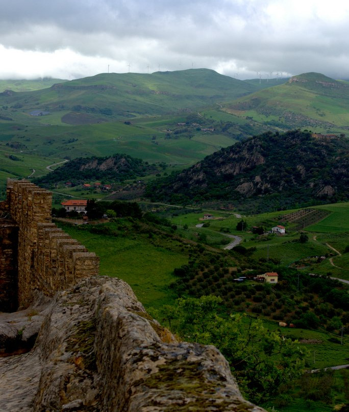 Castello Di Sperlinga-Sperlinga必去景点