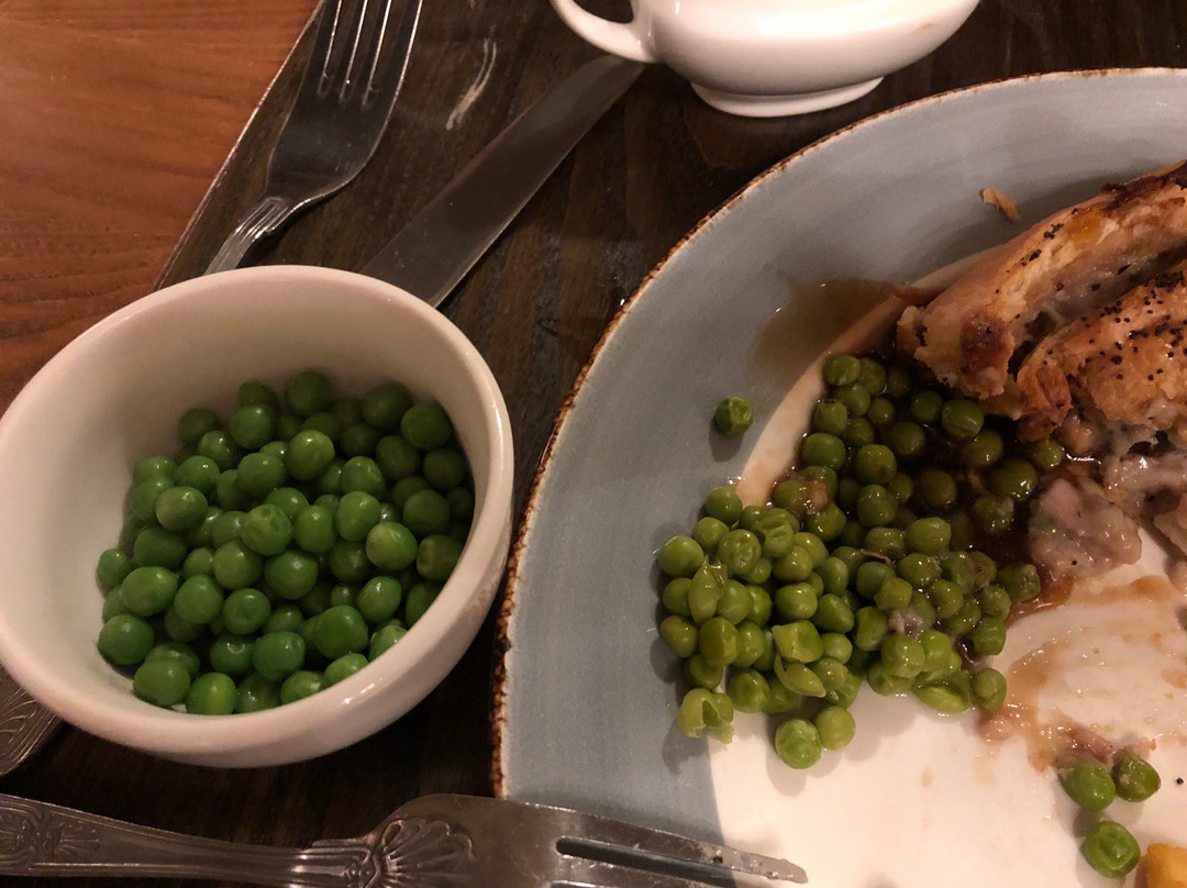 古英皇家乔治酒店主图