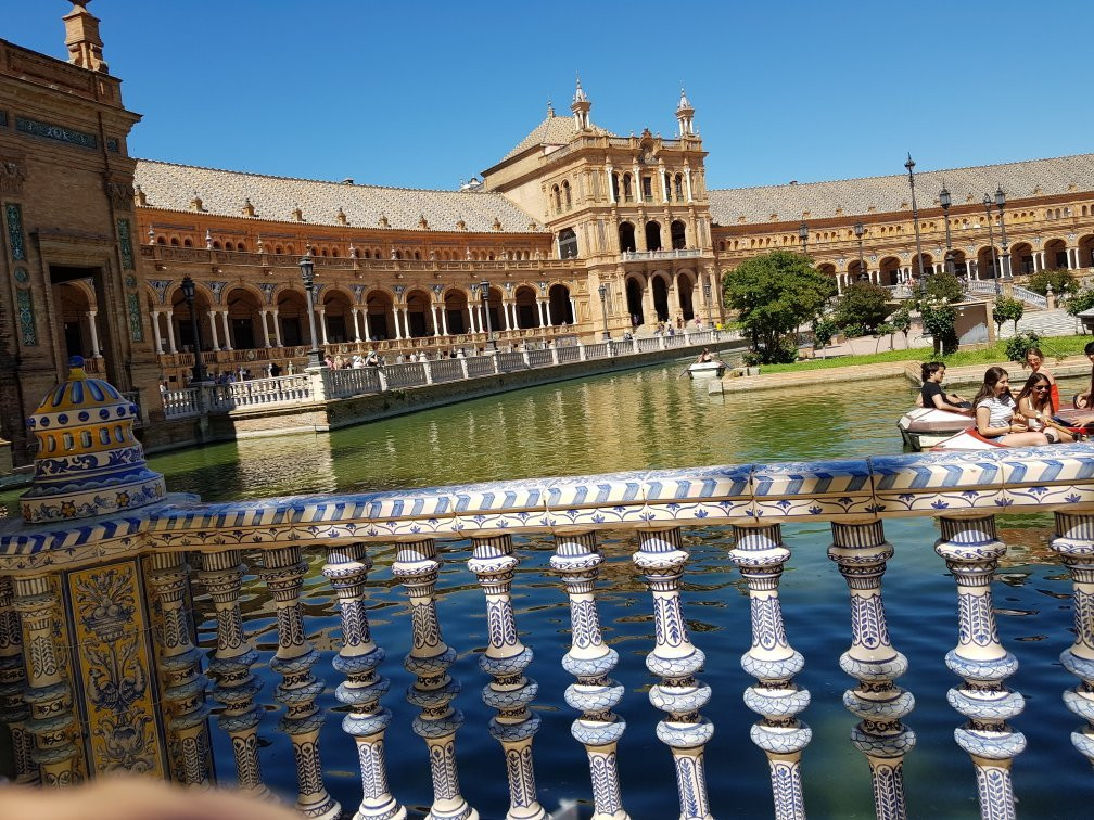 Plaza De España-萨拉戈萨省必去景点