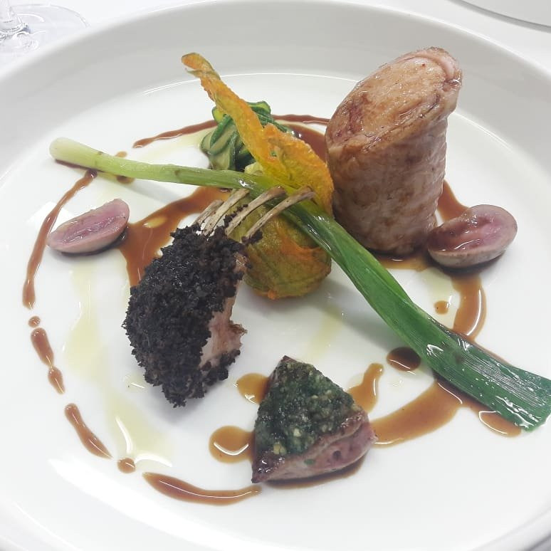 卡蒂勒酒店主图