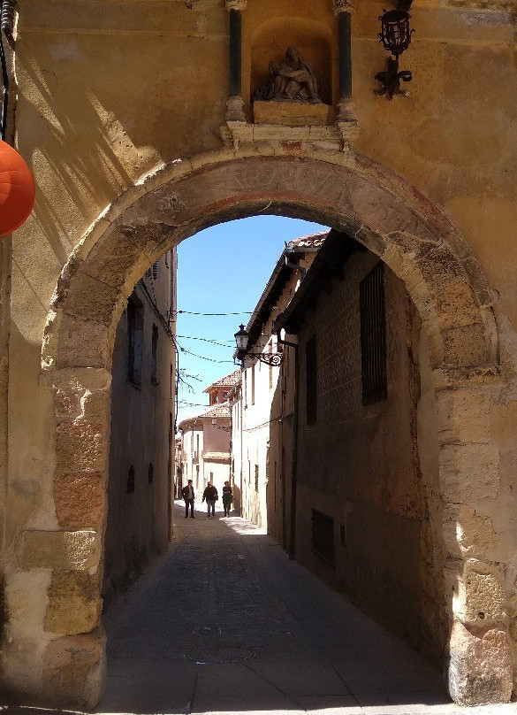 El Arco de La Claustra-塞哥维亚必去景点