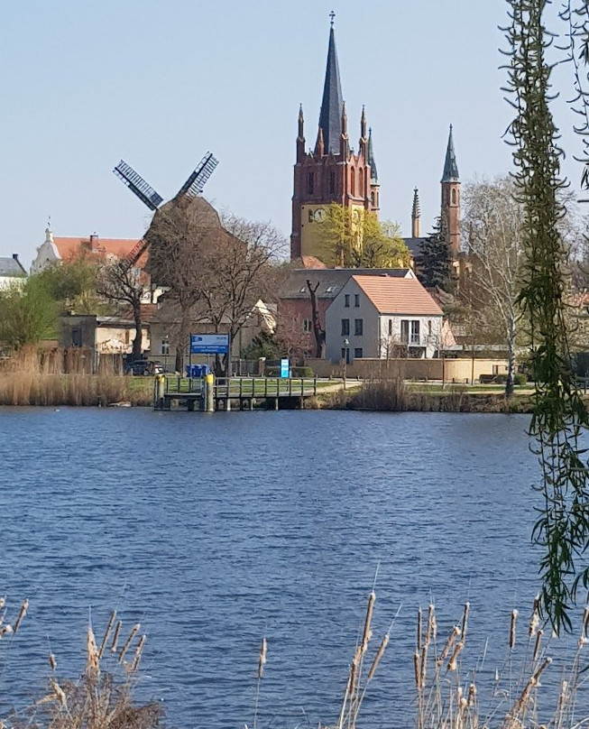 Heilig-Geist-Kirche/Altes Rathaus景点图片