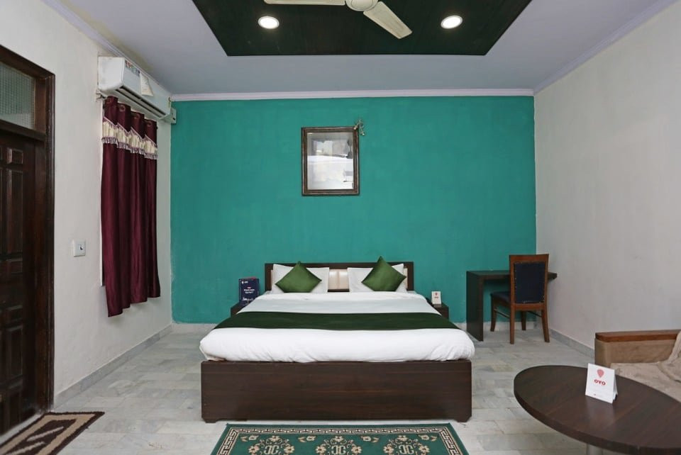 马哈拉那宫酒店主图