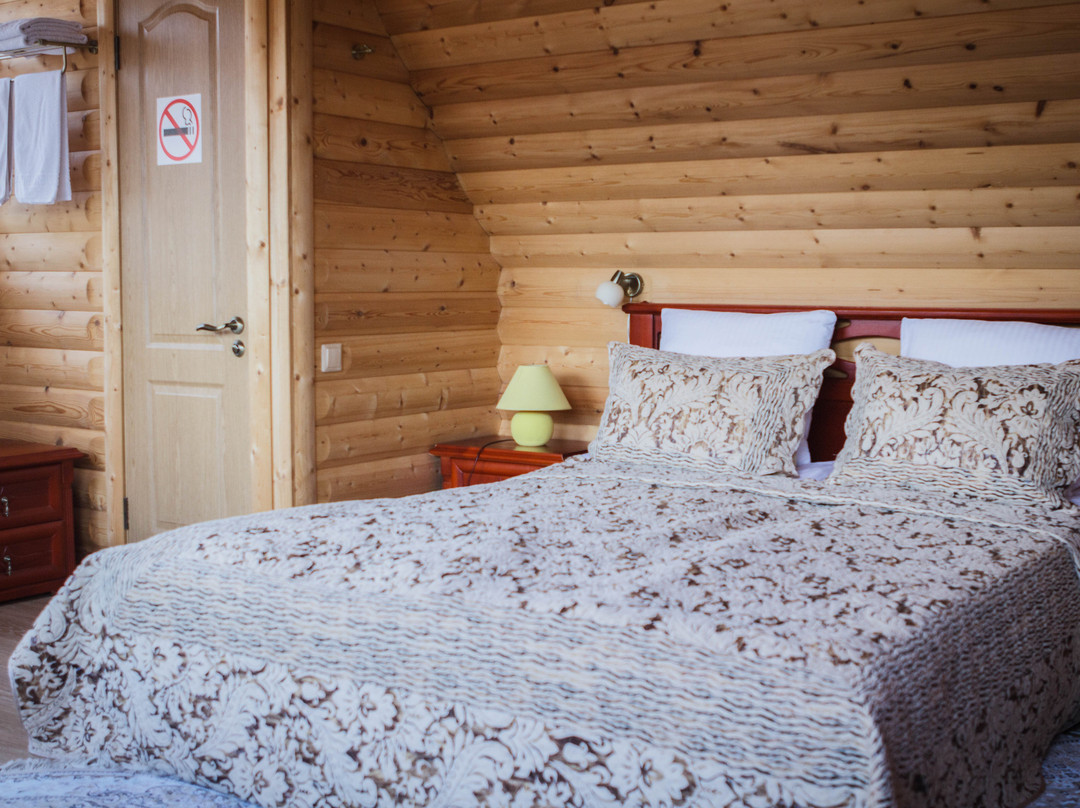 Alyonushkin Teremok Guest House主图