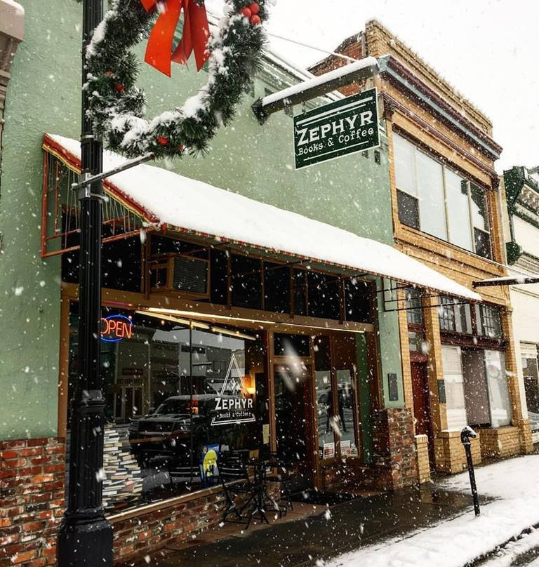 Zephyr Books & Coffee