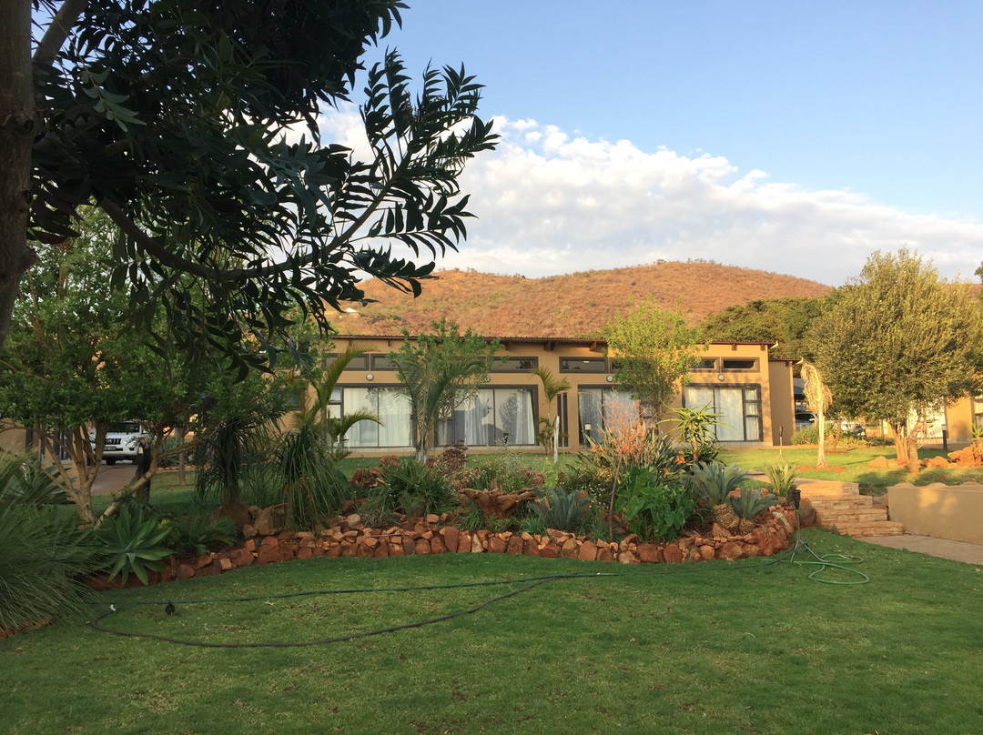 Manor Hills Guest Lodge主图