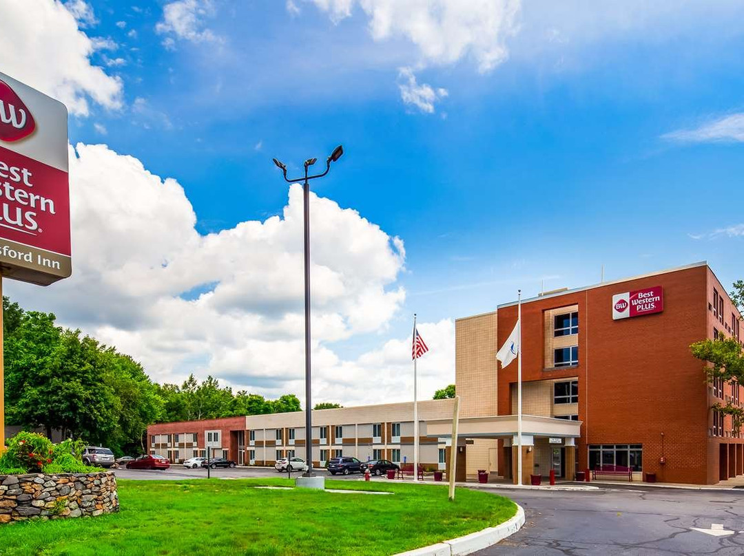 贝斯特韦斯特普勒斯切姆斯福德酒店主图