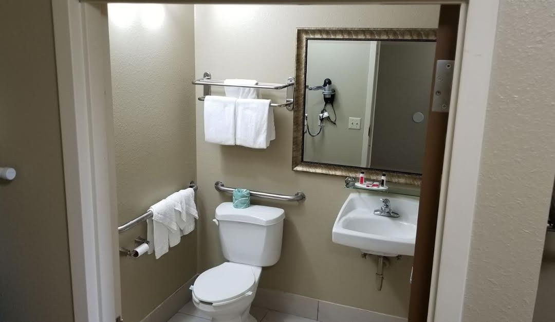 Super 8 by Wyndham Bellefontaine主图