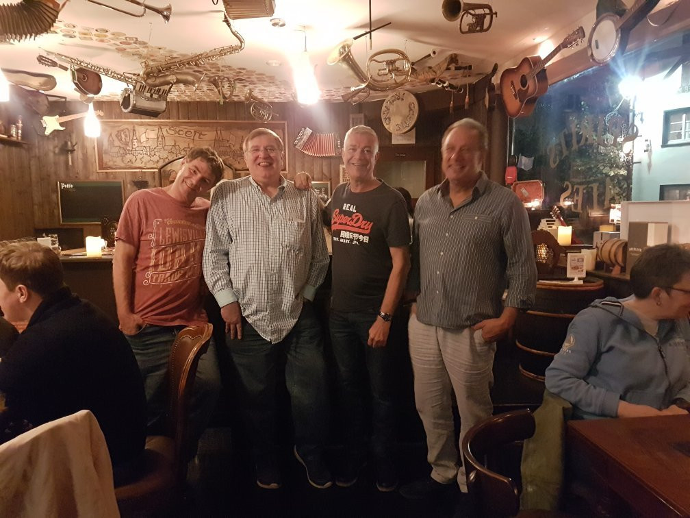 Jason's Pub景点图片