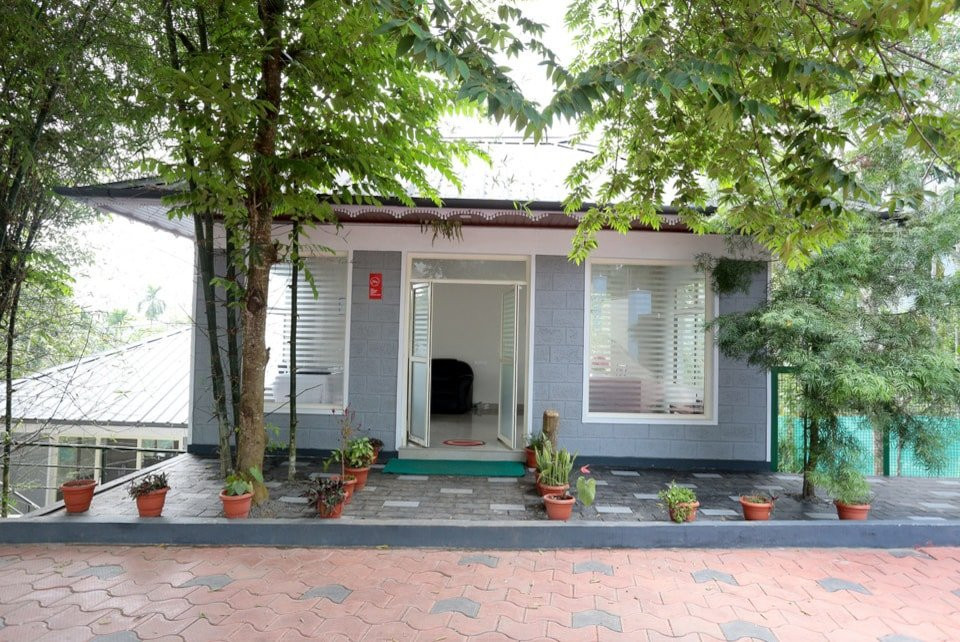 OYO La Flora Resorts主图