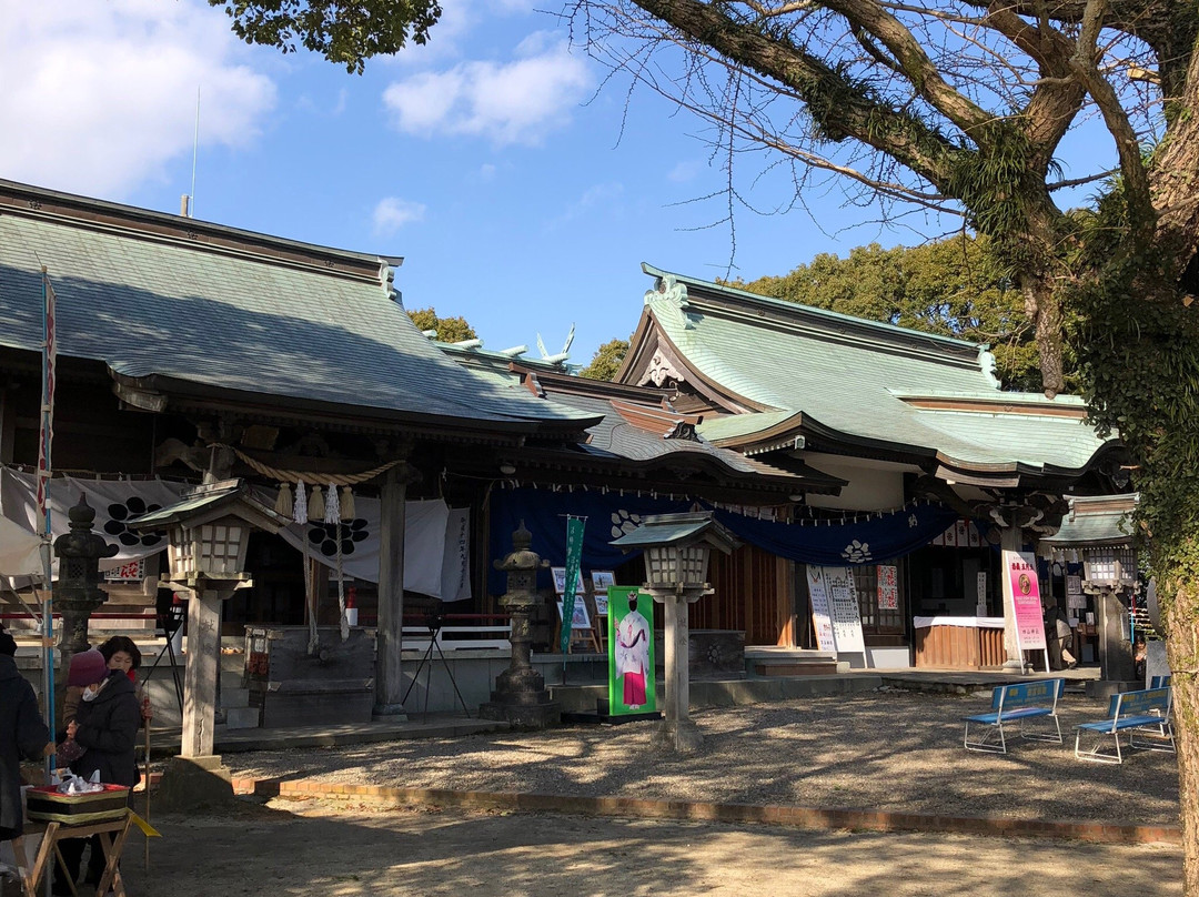 Yotsuyama Shrine景点图片