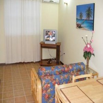 Paige Pond Country Inn主图