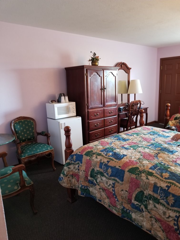 Blue Spruce Motel-官方