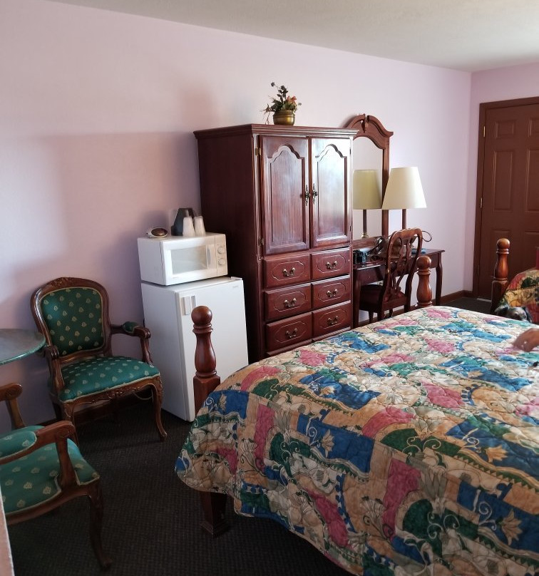 Blue Spruce Motel主图