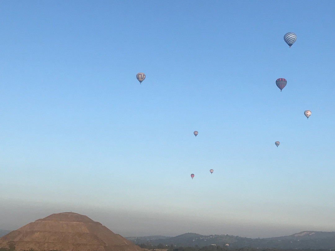 Cameron Balloon Flights-特拉尔内潘特拉必去景点