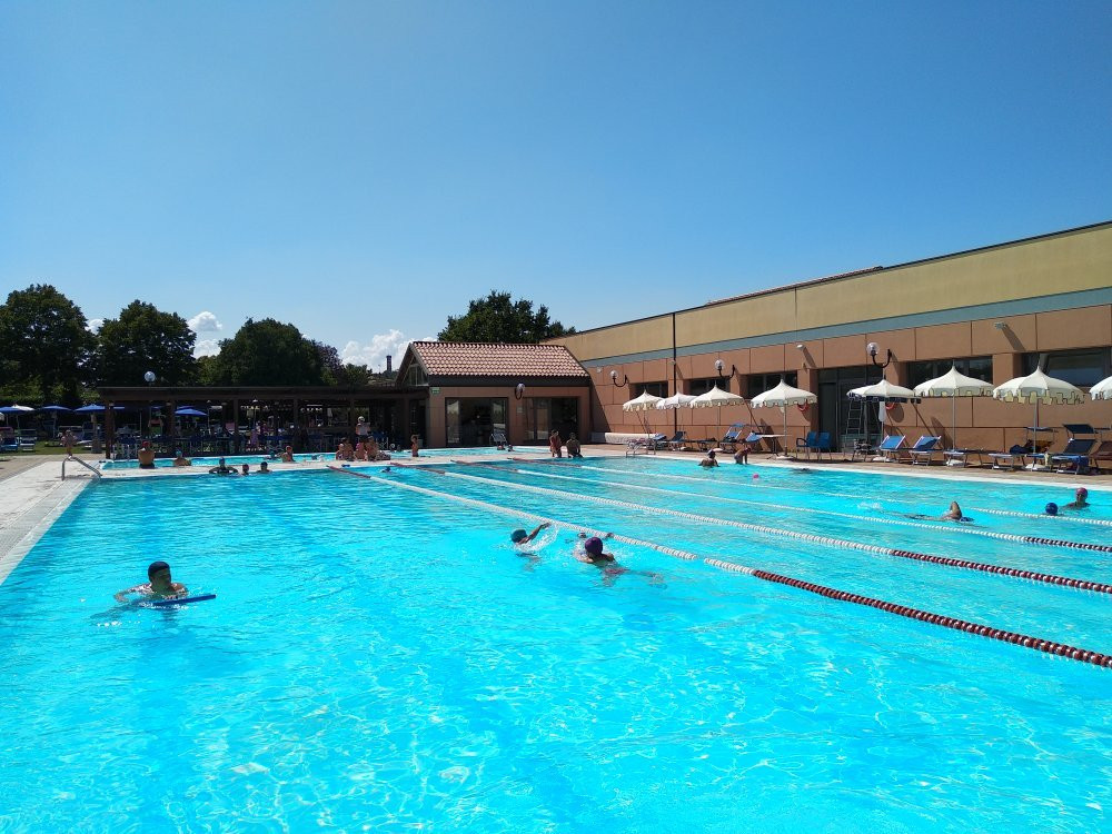 Santa Giustina旅游景点-Piscina Acquadiccia