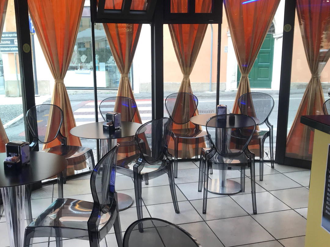 Gozzolina旅游景点-Caffe dell'Angolo