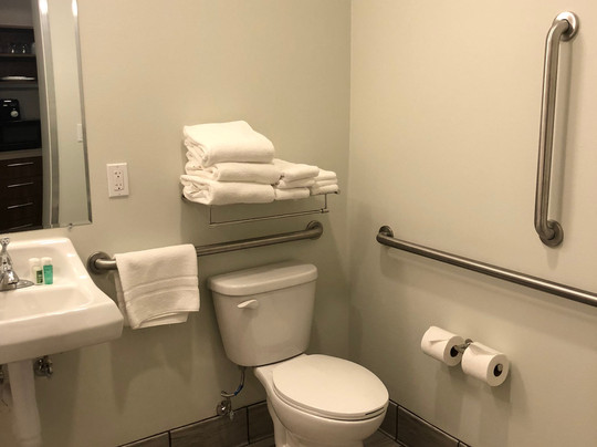 Kodiak Compass Suites主图