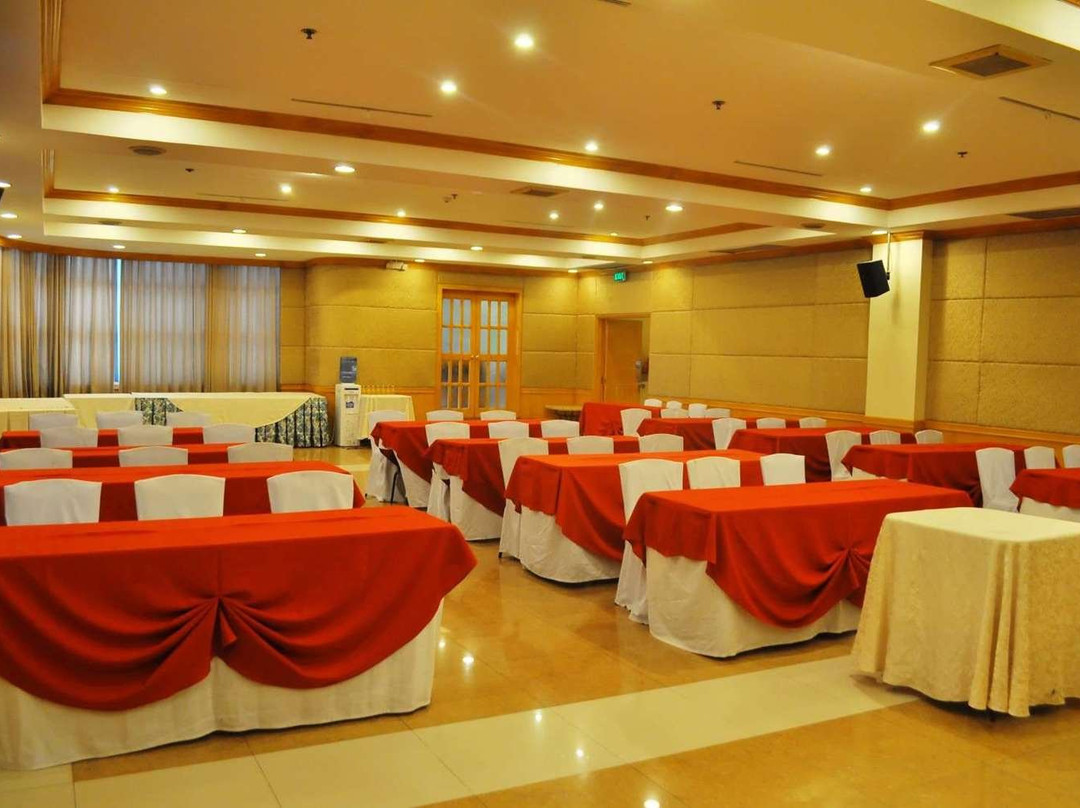 伊洛戴斯酒店主图