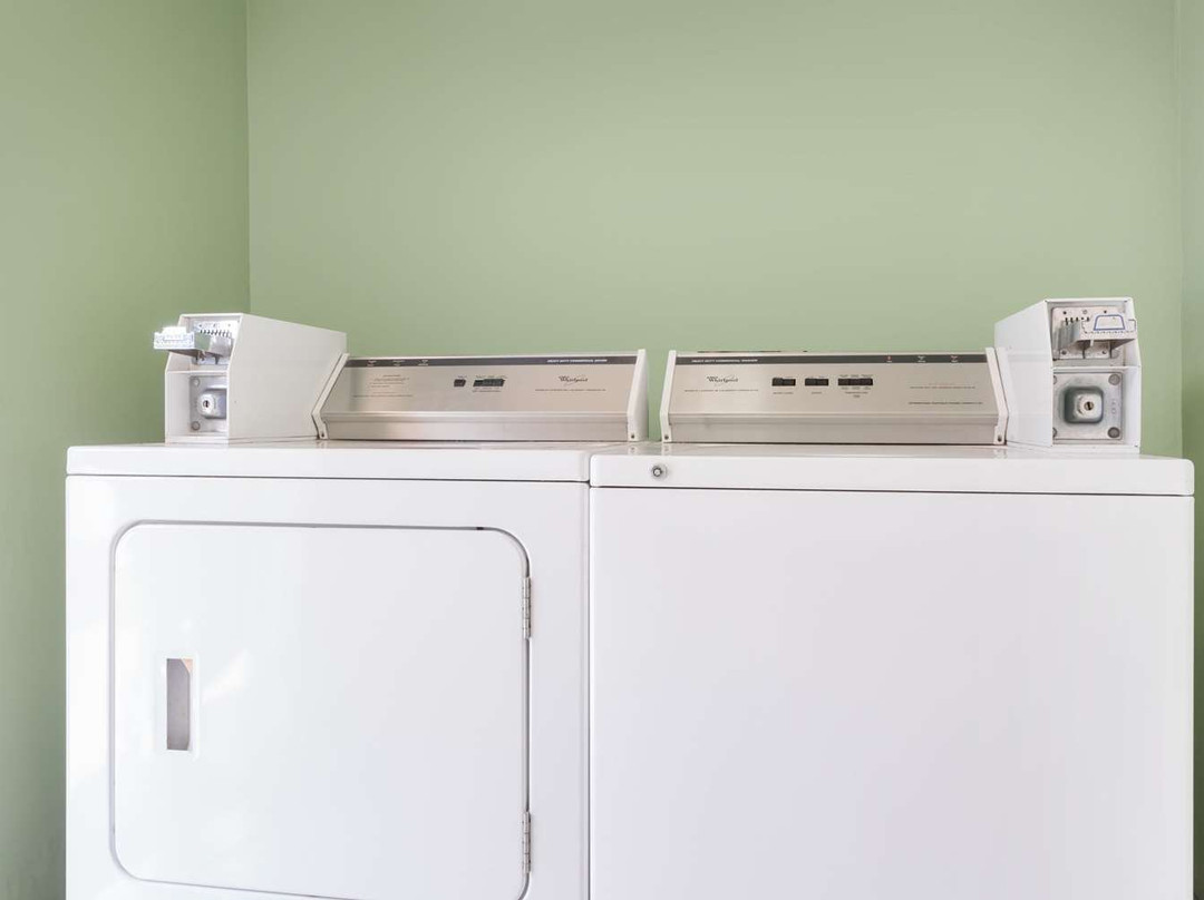 Days Inn by Wyndham Trenton主图