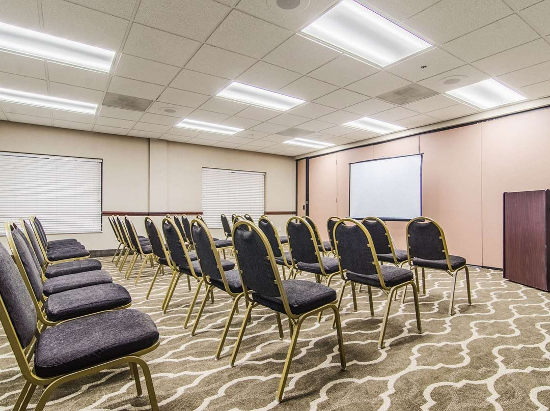 Quality Suites主图