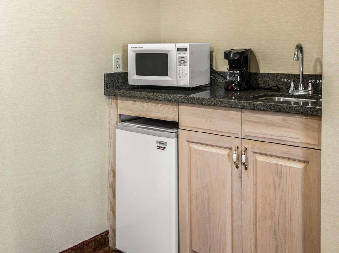 Quality Inn Franklin I-65主图