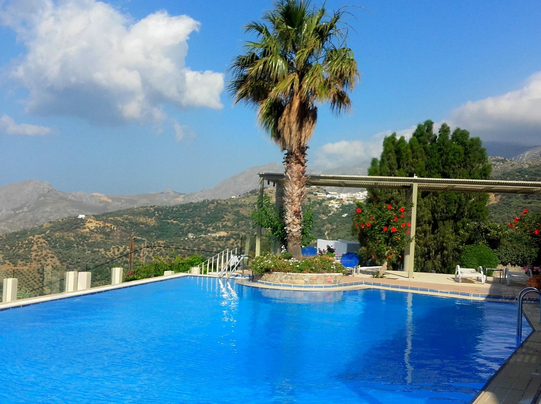 Stefanos Village Hotel主图