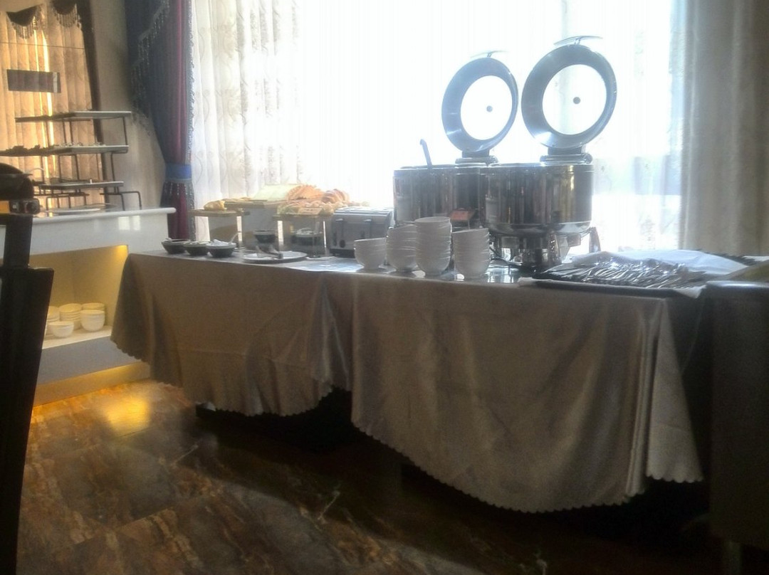 爱斯特酒店主图