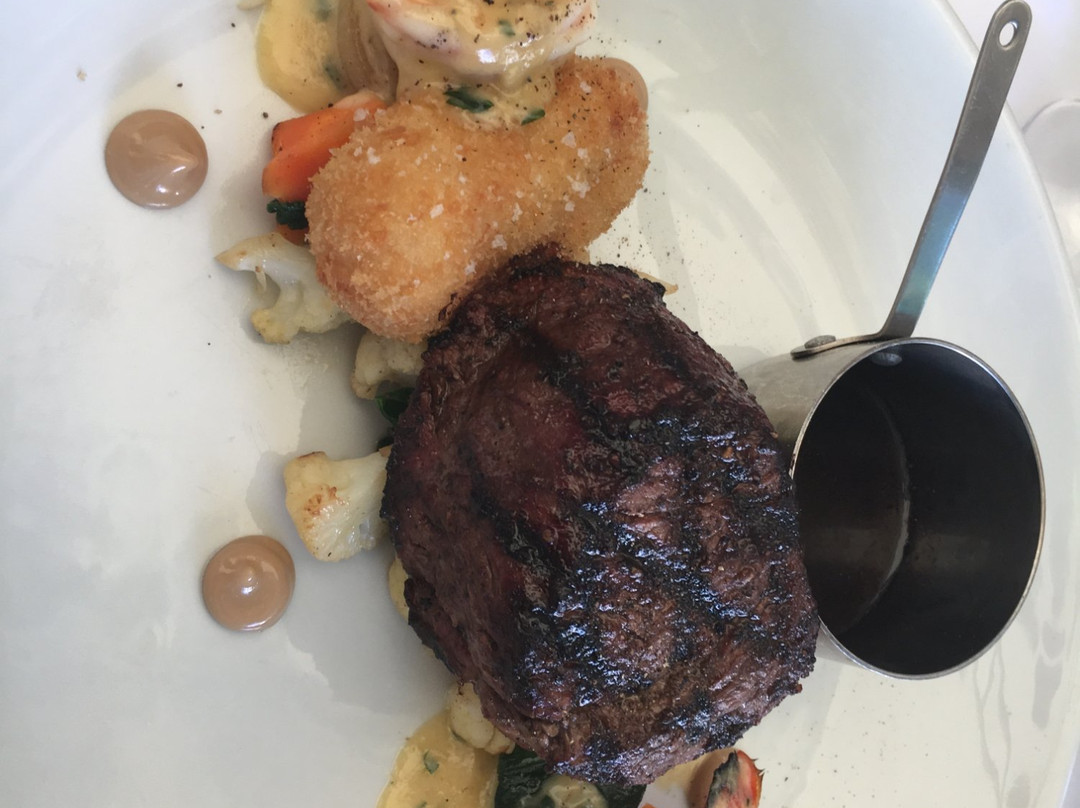 Shuck on Tedder-冲浪者天堂必去景点