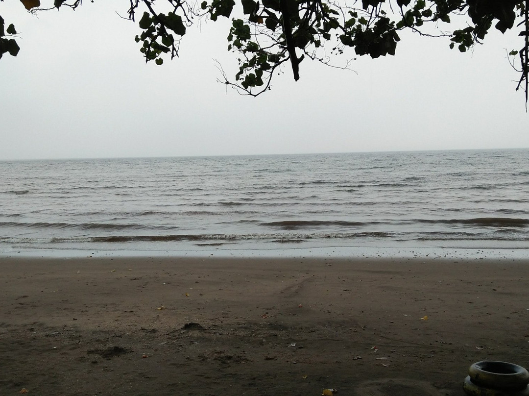 Pantai Pasir Putih-Situbondo必去景点