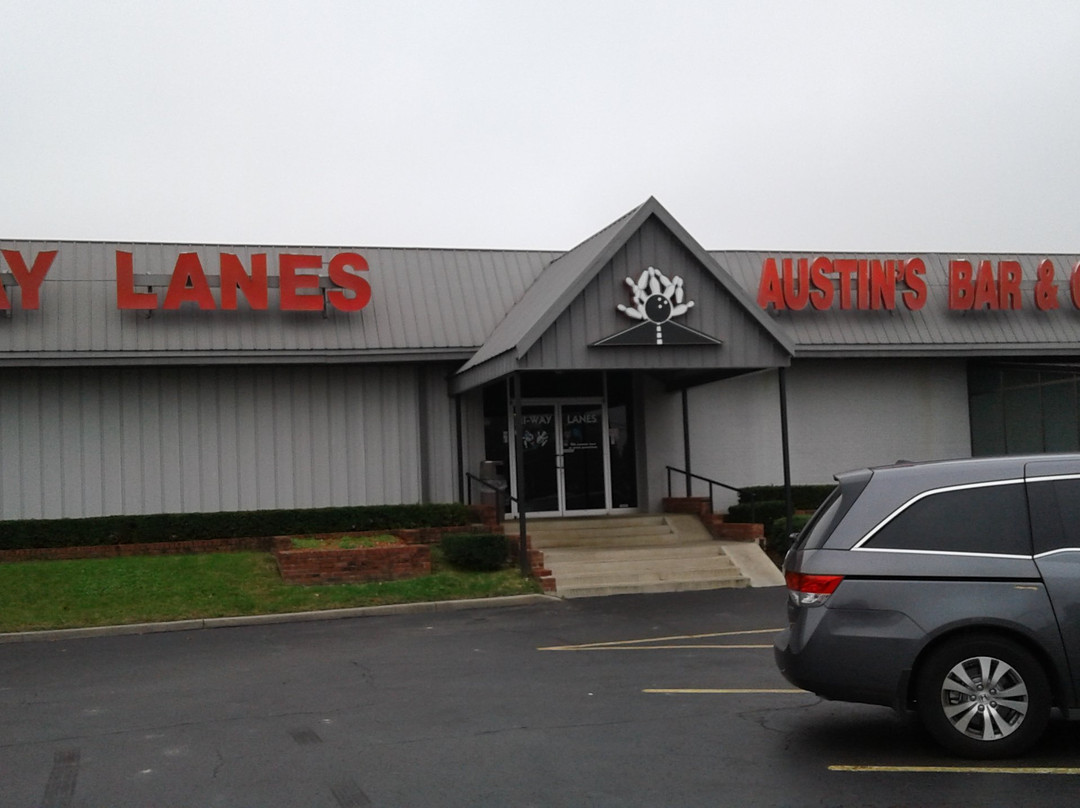 Hiway Lanes Bowling Center-Franklin必去景点