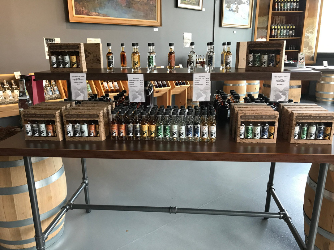 Smugglers' Notch Distillery Tasting Room景点图片