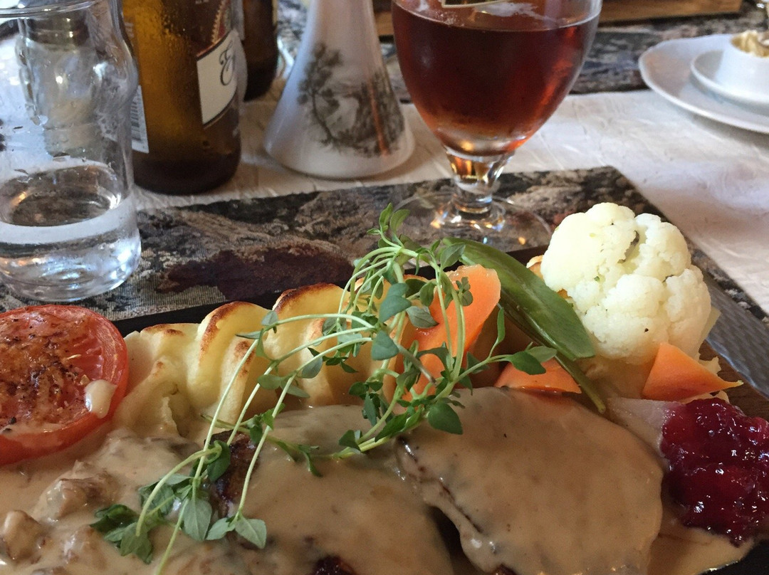 Austmarka餐馆和美食-Vardshuset Tvallen