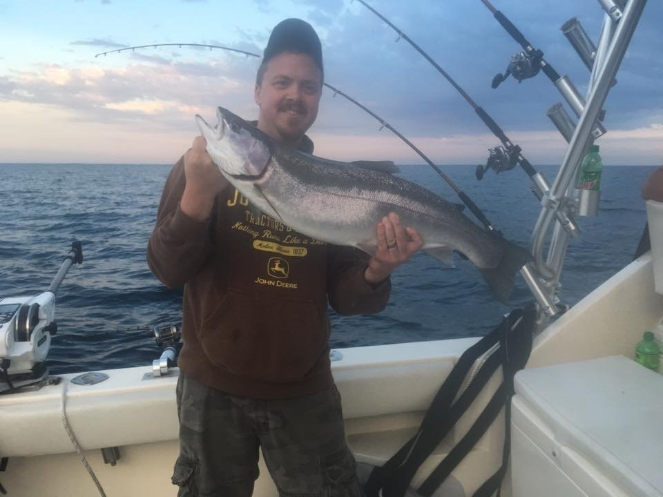 Fin-Lander Sport Fishing Charters景点图片
