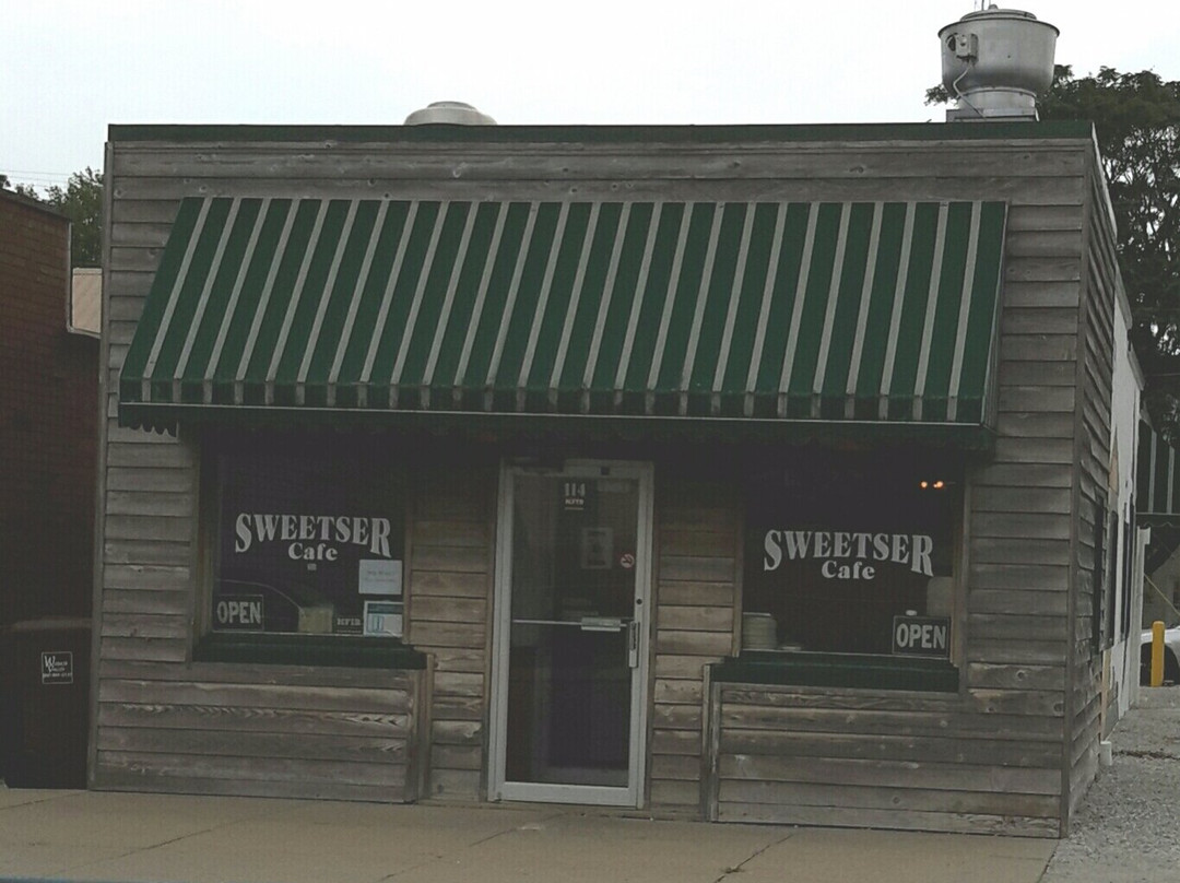 Converse餐馆和美食-Sweetser Cafe