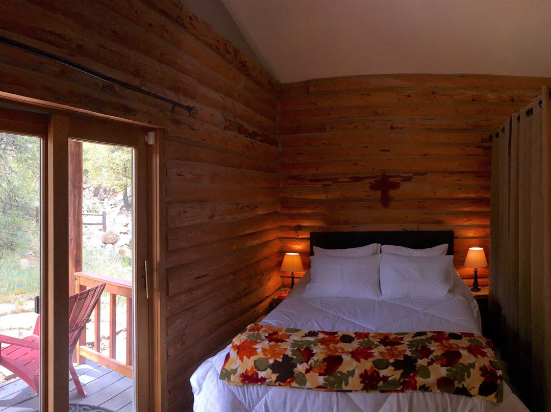 Watson Lake Inn主图