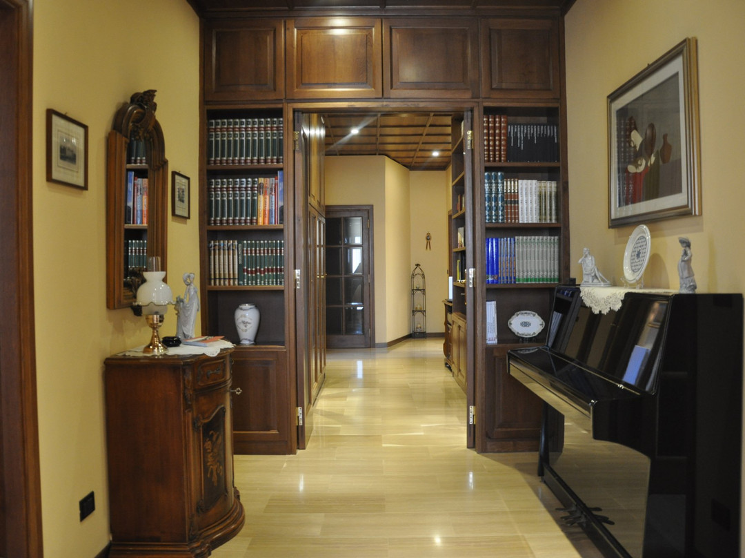 Villa Del Poeta